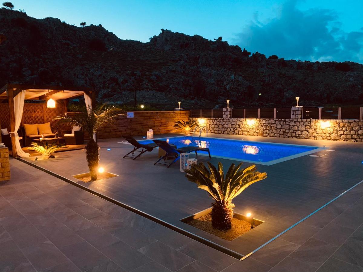 Costa Costa Villa - Luxury Villa Kolymbia Exterior photo